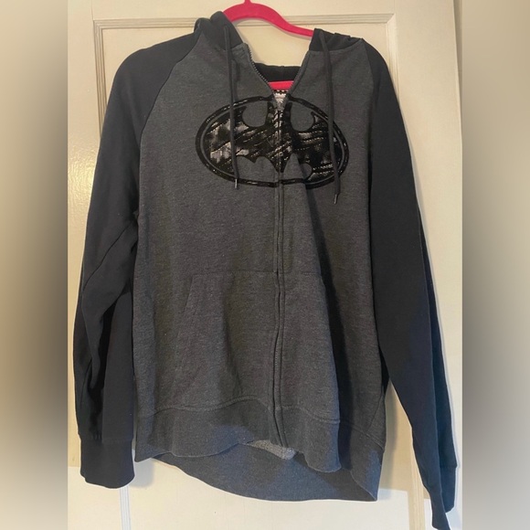 Batman Zip Up Hoodie Sweater Gray and Black Size Large (42-44)